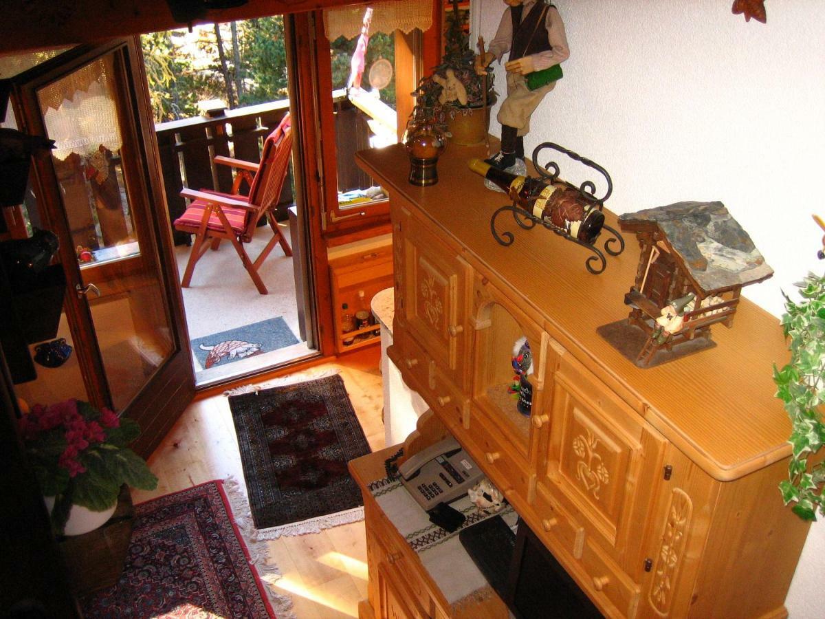 Haus Gentiana A Apartment Grachen Bagian luar foto